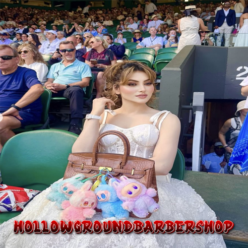 Artis India Pakai Tas Hermes dengan 4 Gantungan Labubu, Gayanya Disebut Norak: Netizen Heboh Komentari Fashion Nyentrik